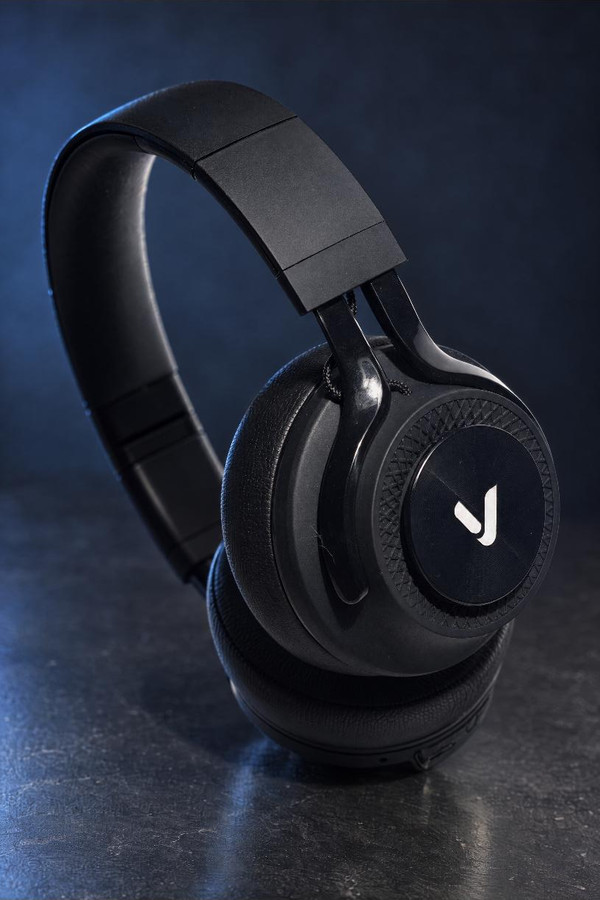 Vinpol headphones range